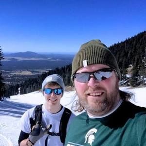 Meet your Posher, Troy